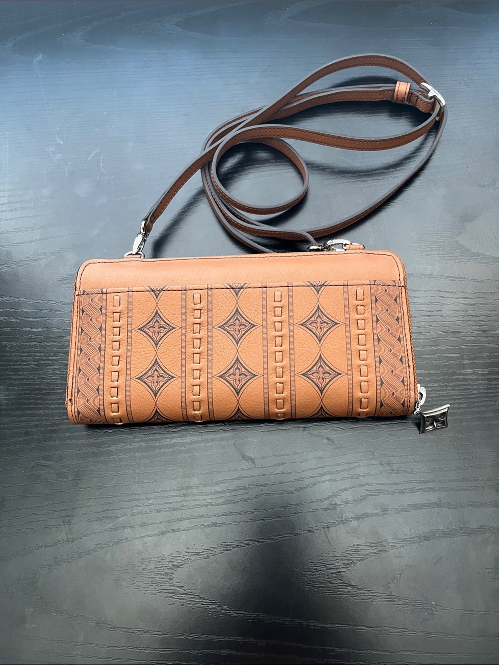 BRIGHTON Ferrara Leather Crossbody/Wallet Bag in Brown